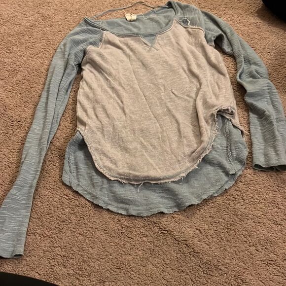 Free people small distressed tee - Picture 2 of 8
